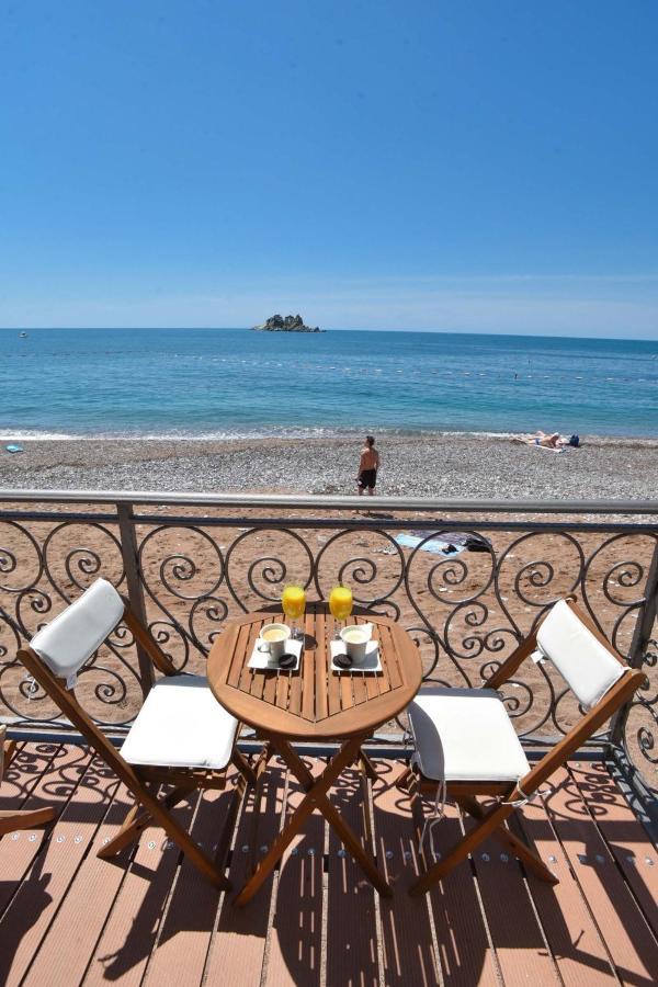 Beach House Petrovac Екстериор снимка