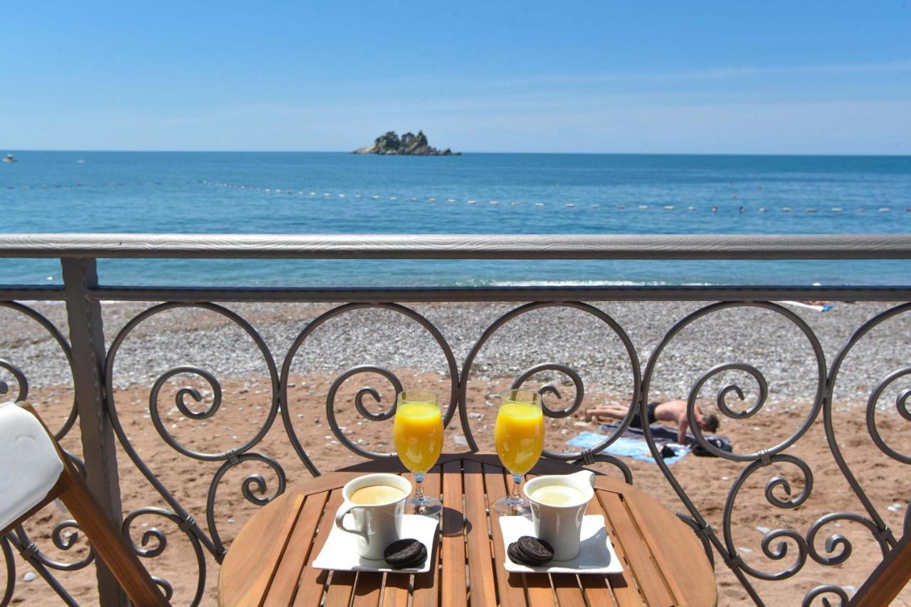 Beach House Petrovac Екстериор снимка